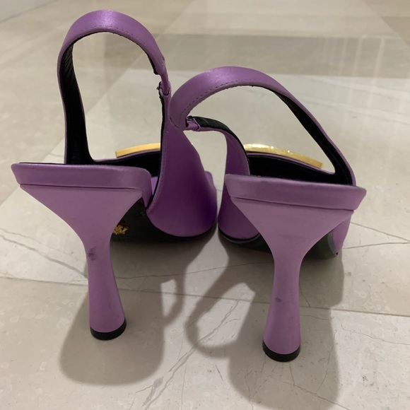 Versace Frame Slingback Sandal Size 37.5 - Picture 4 of 12